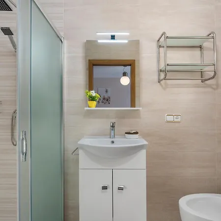 Fina - Plusholidays Calpe