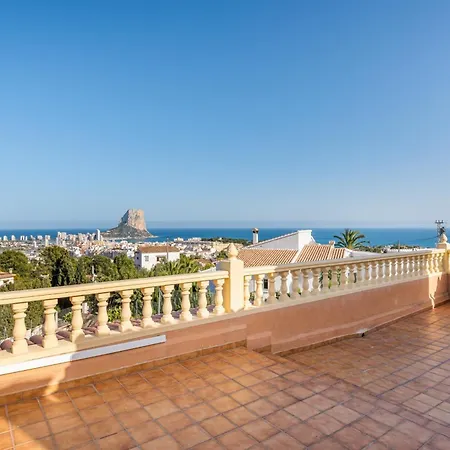 Fina - Plusholidays * Calpe