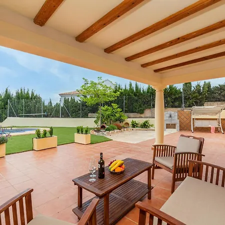 Fina - Plusholidays Villa Calpe