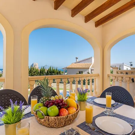 Fina - Plusholidays Villa *