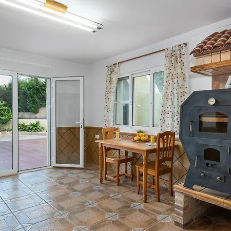 Fina - Plusholidays 칼페