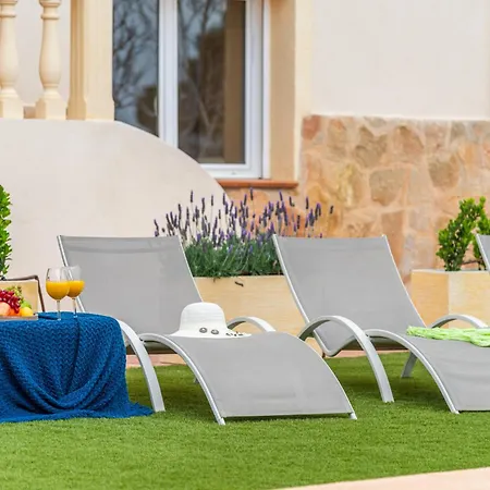 Fina - Plusholidays Calpe