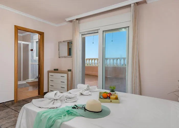 Villa Fina - Plusholidays *