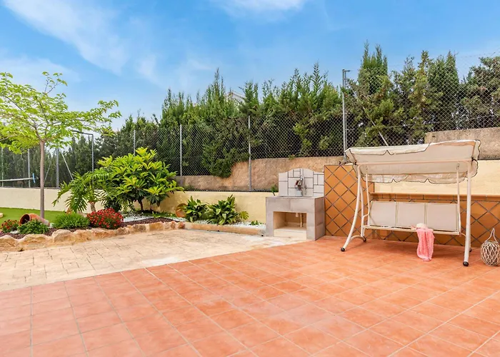 Fina - Plusholidays Villa Calpe